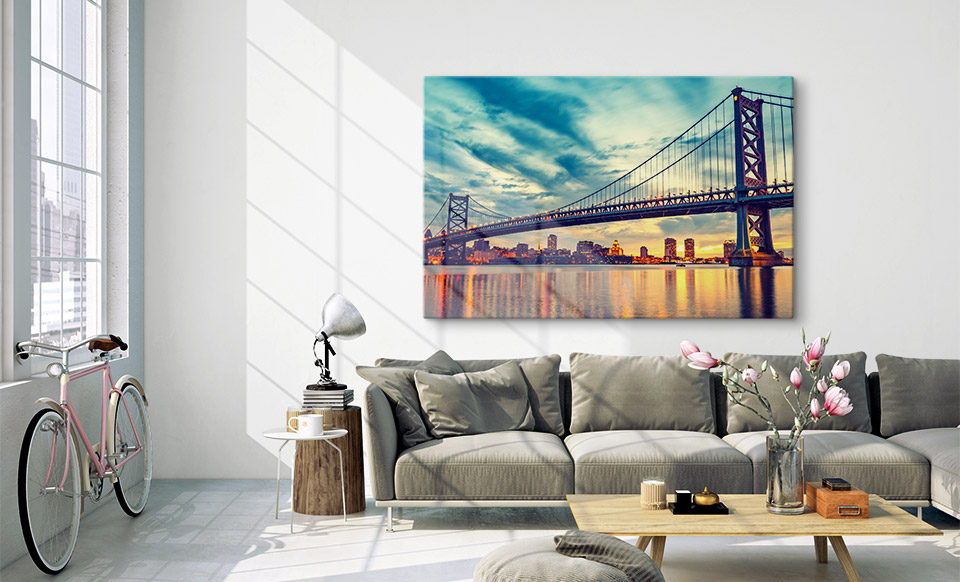 Foto Acrylglas über Sofa aufgehängt